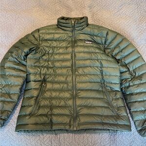 Patagonia Men's Puffer Jacket - Dark Green